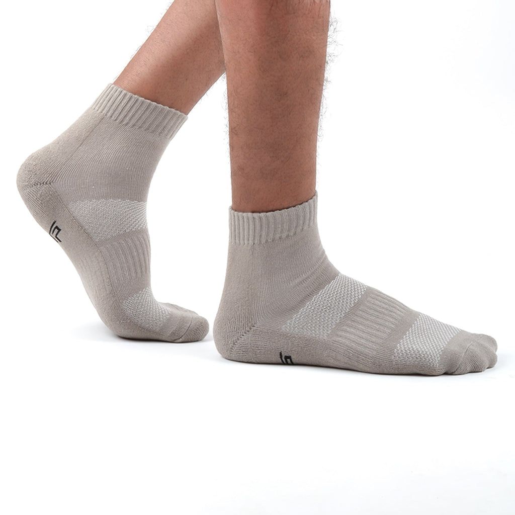 FOOTPRINTS Unisex Solid Cotton Ankle Terry -Length Socks -Pack Of 1