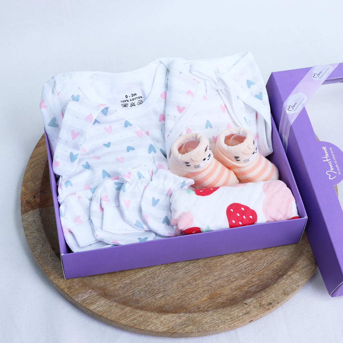 Organic Cotton Baby Essentials Gift Set - Little Heart - Pack of 7