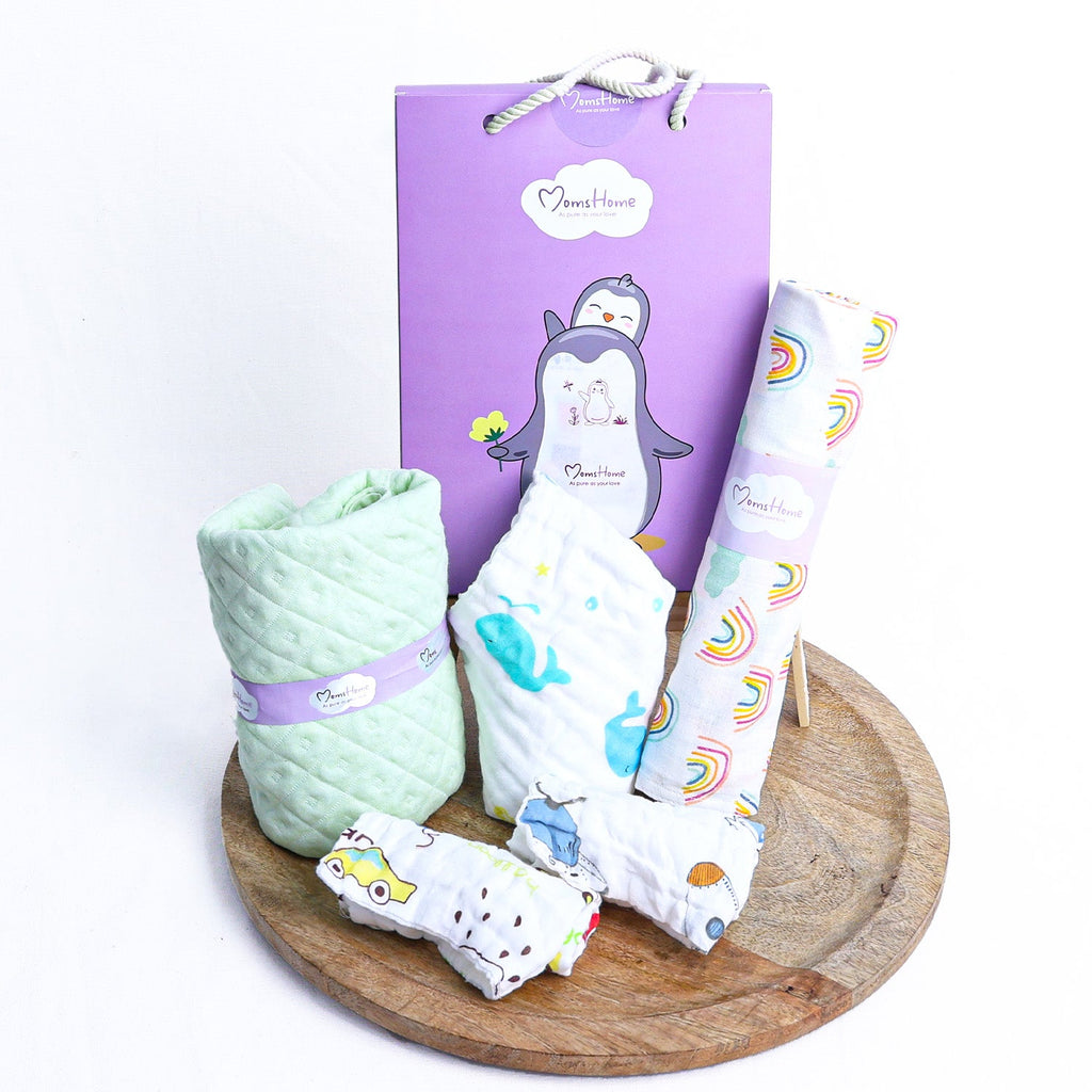 Organic Cotton Baby Essentials Gift Set